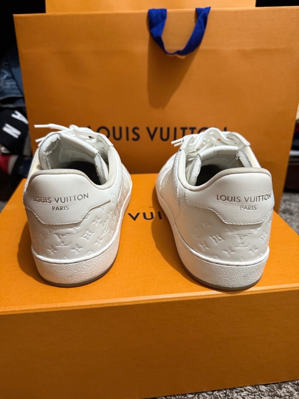 Louis Vuitton Men’s White Embossed Monogram Sneakers lv size 8 us size 9 - Picture 4 of 10